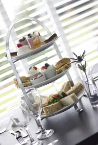 The White Lodge Hotel - Image 2