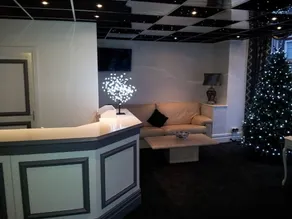 La Tour Hotel - Image 2