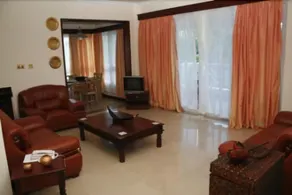 Sunrise resort apartments and spa - Image 2