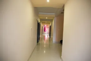 OYO 5051 Silicon Residency - Image 5