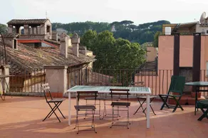 Wisteria Apartment - Image 3