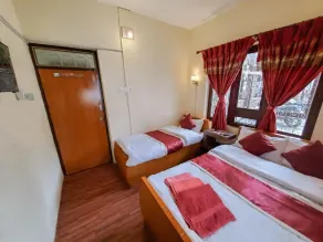 Hotel Cordial - Image 5