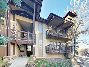 Upper Woodbridge #14-AB - 2 Br Condo - Image 4