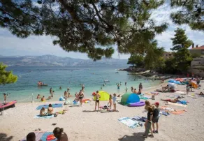 Apartment Damir A1 Postira, Island Brac - Image 5