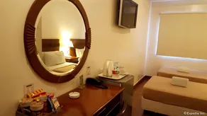 Avitel Hotel - Image 2