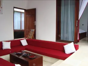 The H Rooms At Horizontal - Image 2