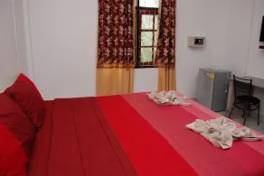 Sea & Sand Hotel - Image 4