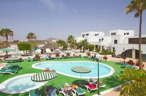 Sol Apartamentos - Image 3