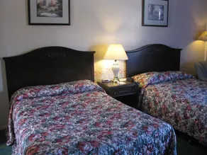 Chipican Motel Sarnia - Image 4