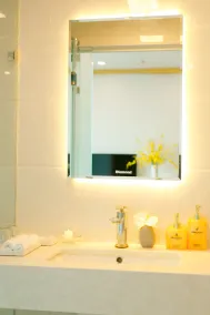 Honeymoon Hotel & Apartment - Image 2