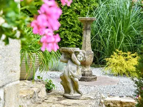 Cozy Holiday Home in La Foret-de-tessé With Private Pool - Image 2