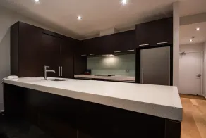 Luxury Waterfront Apartments - Image 5