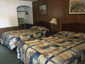 Barnetts Motel - Image 2