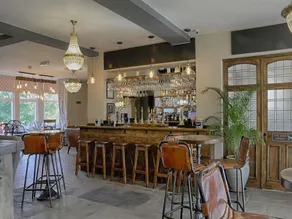 The Dog Inn - Image 5