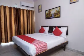 Hotel Kalika Palace - Image 2