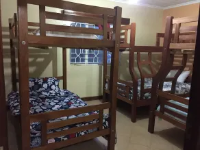 Riverbank Hostel - Image 2