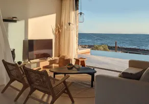 Idyllic Luxurious Villa With Private Infinity Pool Wheel Chair Friendly and Amazing sea Views - Image 4