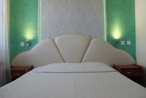 Elegant Hotel - Image 5