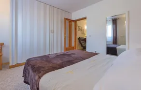 Nice Home in Pula With Wifi and 8 Bedrooms - Image 2