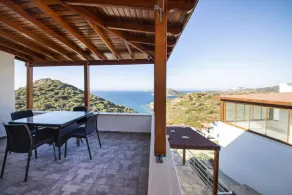 Peaceful House With Private Beach in Gumusluk - Image 3
