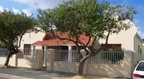 Ruxmian Lodge - Image 4