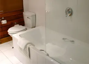 The Graywood Hotel - Image 5