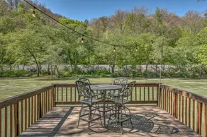Hooked On Toccoa- River Front | Outdoor Fireplace | Screened Porch | Toccoa River - Image 3