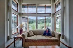 Sun Peaks Resort - Hearthstone Lodge - Image 3