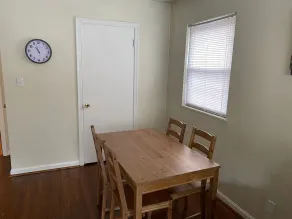Cozy, Roomy 1 Bedroom Home in Cincinnati - Image 3