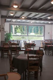 Le Pavillon Bleu - Image 2