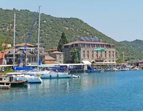Assos Hotel - Image 4