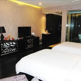 Zhongyue Shuijing Hotel - Image 4