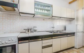 Stunning Home in Bascanska Draga With Wifi and 6 Bedrooms - Image 3