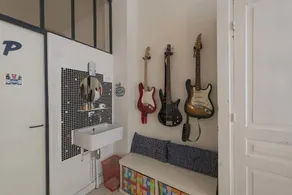 Loft Style Apartment With A Workshop Studio - Image 3