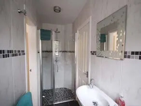 Beechcroft Corner House - Image 5