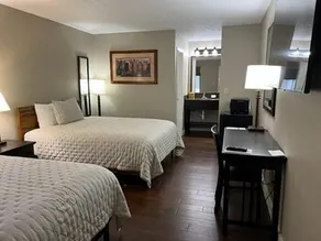 Rayburn Country Resort - Image 3