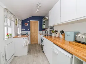 The Cottage - Image 2
