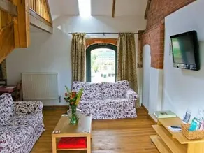 Pear Tree Cottage - Image 4