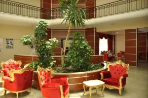Larissa Inn - Image 2