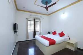 Hotel O Riviera Residency - Image 2