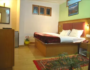 M Hotel And Restaurant - Image 4