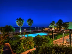 Dom Pedro Lagos Beach Club Apartments Beach Resort - Image 4