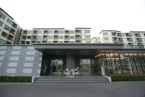 Charming Pool View by Rain Cha Am Condo - Image 2