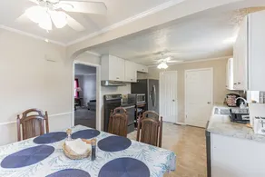 Beautiful 4 Br Home In Lovely Neighborhood - Walk To Pro Football Hof! 4 Bedroom Home by Redawning - Image 4