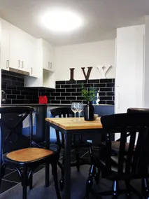Ivy and Roses Boutique Apartments - Image 5