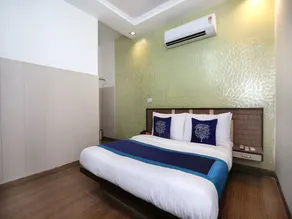 Hotel Oak By OYO Rooms - Image 2