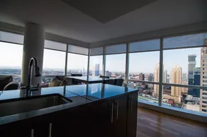 Royal Suites at Exchange Place - Image 3