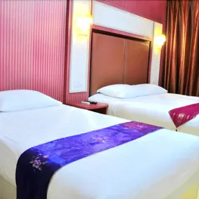 Ya'an Hotel Dalian - Image 2