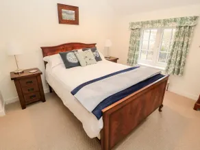 2 Redeswood Cottages - Image 4