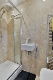 Empire London Properties - Goshawk Gardens - Image 3